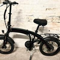Bicicletta elettrica pieghevole