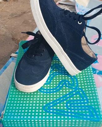 Scarpe sneakers blu n. 32 ottime