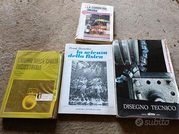 Libri vecchi scolastici