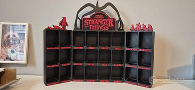 espositore stranger things x funko pop kinder joy