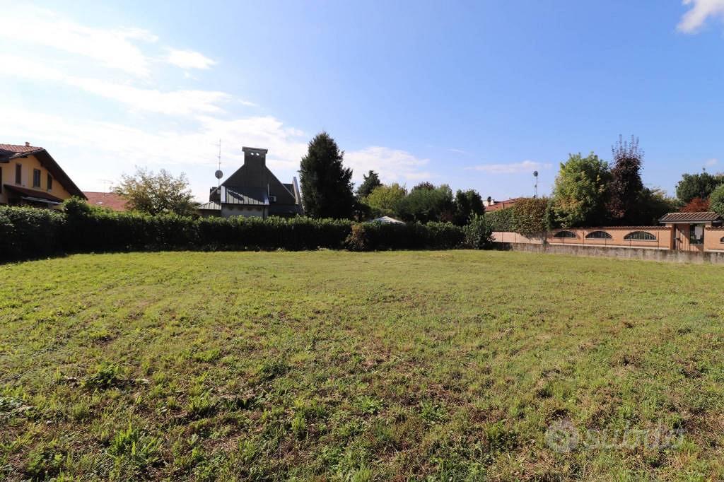 Terreno di 750 m² a Misinto - Vista 3