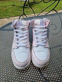 Nike Air Jordan One Bianco e Rosa