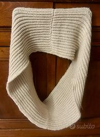 Sciarpa ad anello color panna