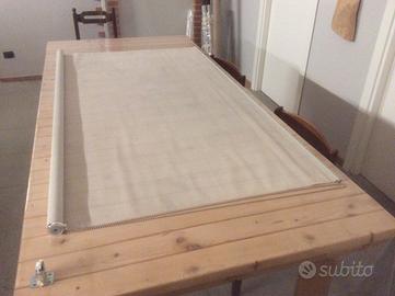 tende a rullo avvolgibili  manuali di 2 colori 