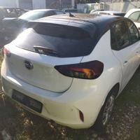auto opel corsa da ricambi