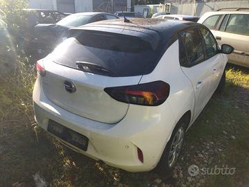 auto opel corsa da ricambi