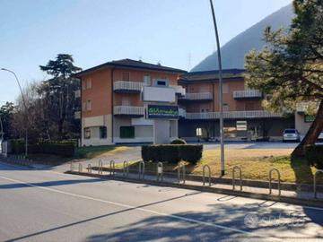 Immobile di 205 m² con 1 locale a Casazza