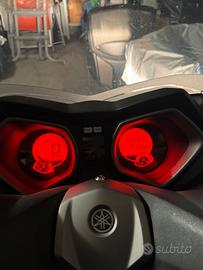 Scooter Xmax 250