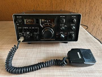 Ricetrasmettitore Yaesu FT221