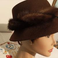 Cappello in feltro e pelliccia di visone