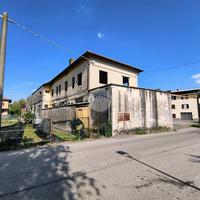 CAPANNONE A BANCHETTE