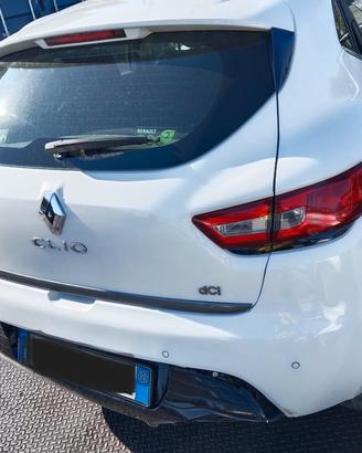 ricambi per renault clio anno 2015