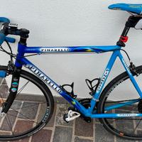 Bici da corsa pinarello