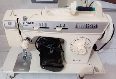 Macchina cucire singer facilita. VENDUTA