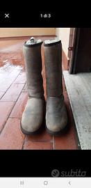 Stivali UGG imbottiti in pelle