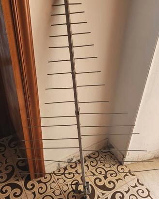antenna TV tetto