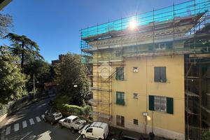 MULTILOCALE A GENOVA