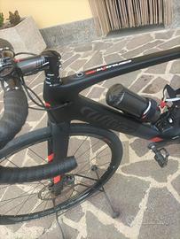 Bicicletta da corsa assistita 101x hibryd