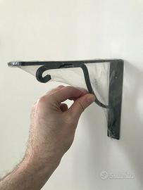 Staffe Ikea in ferro/ghisa