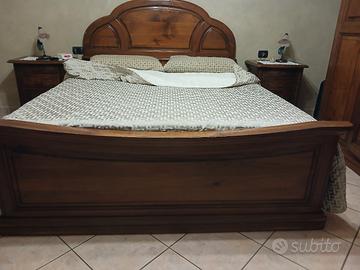 letto matrimoniale più divani