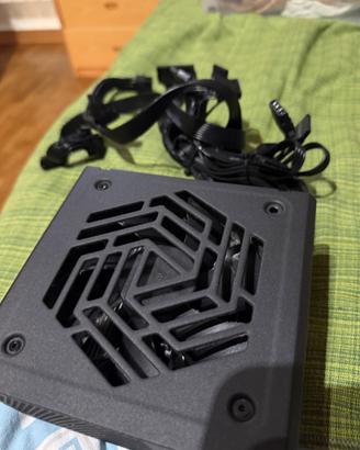 Alimentatore 650w