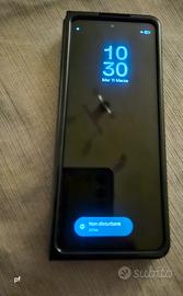 Samsung Galaxy  ZFold 4 schermo nero