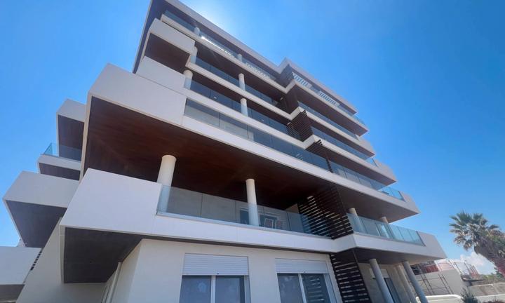 Bell'appartamento fronte mare