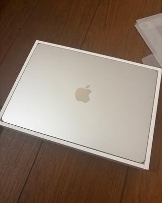 Mac book air m5 NEW