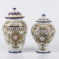 Deruta 2 Vasi Farmacia Albarelli Valeriana Erica