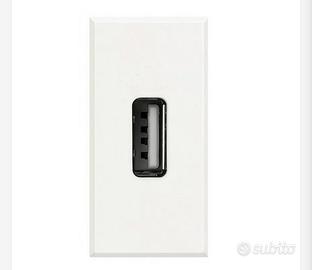 Caricatore USB ABB