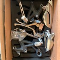 Pedane e leve freno triumph street triple 675 2015