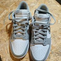Nike Dunk tg 43 grigie e bianche 