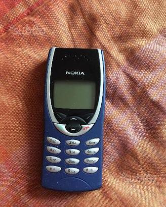 Nokia 8210