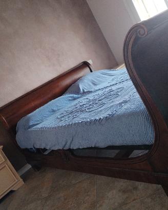 Letto a barca in legno 