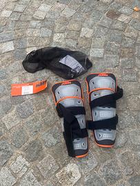 Ginocchiere KTM