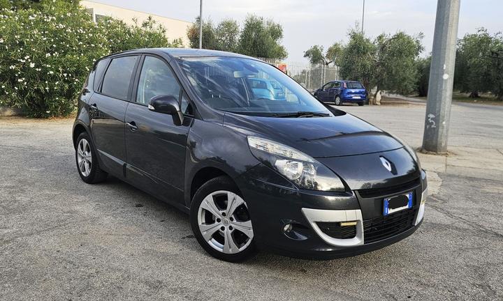 Renault Scenic X-Mod 1.5 diesel