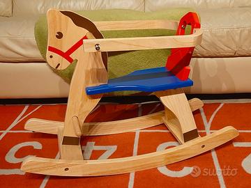 Cavallo a dondolo in legno "Gioco creativo"