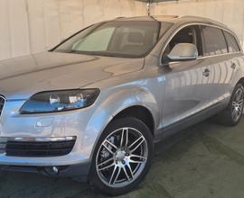 AUDI Q7 3.0TDI V6 233CV TIPTRONIC TettoP. 2007