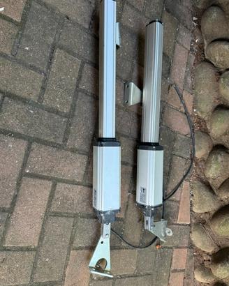 Pistoni apricancello anta 220v