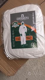 Tuta monouso categoria 3 rischio biologico