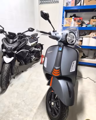 Vespa 300 super sport