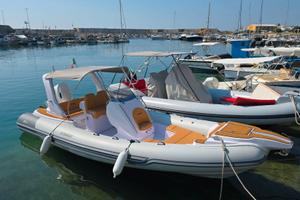 Gommone Stingher 22 GT + Suzuki DF200 -2025- 90ore