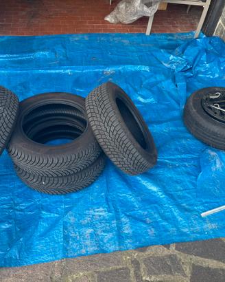 Set di gomme Fiat Punto usate in buone condizioni