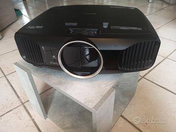 Videoproiettore Epson EH-TW9000W -LCD danneggiato