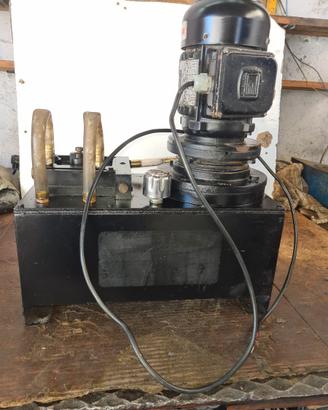 centralina oleodinamica 380volt