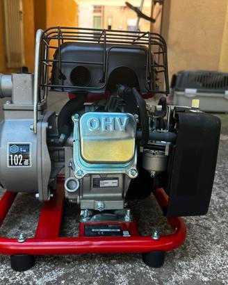 Pompa dell’acqua a benzina