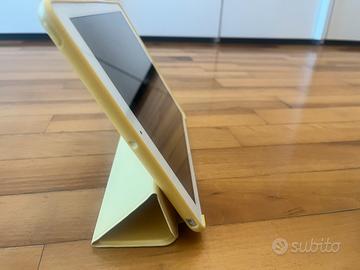 APPLE IPAD sesta gen 128gb wifi+cellular+custodia