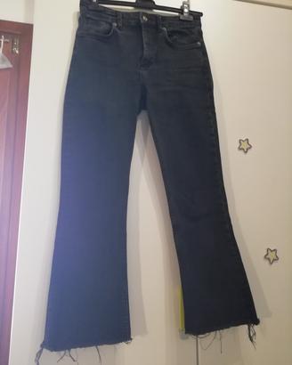 Jeans a zampa neri