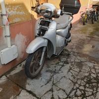 Aprilia Scarabeo 50 - 2004