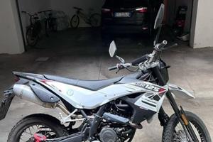Moto KSR 125